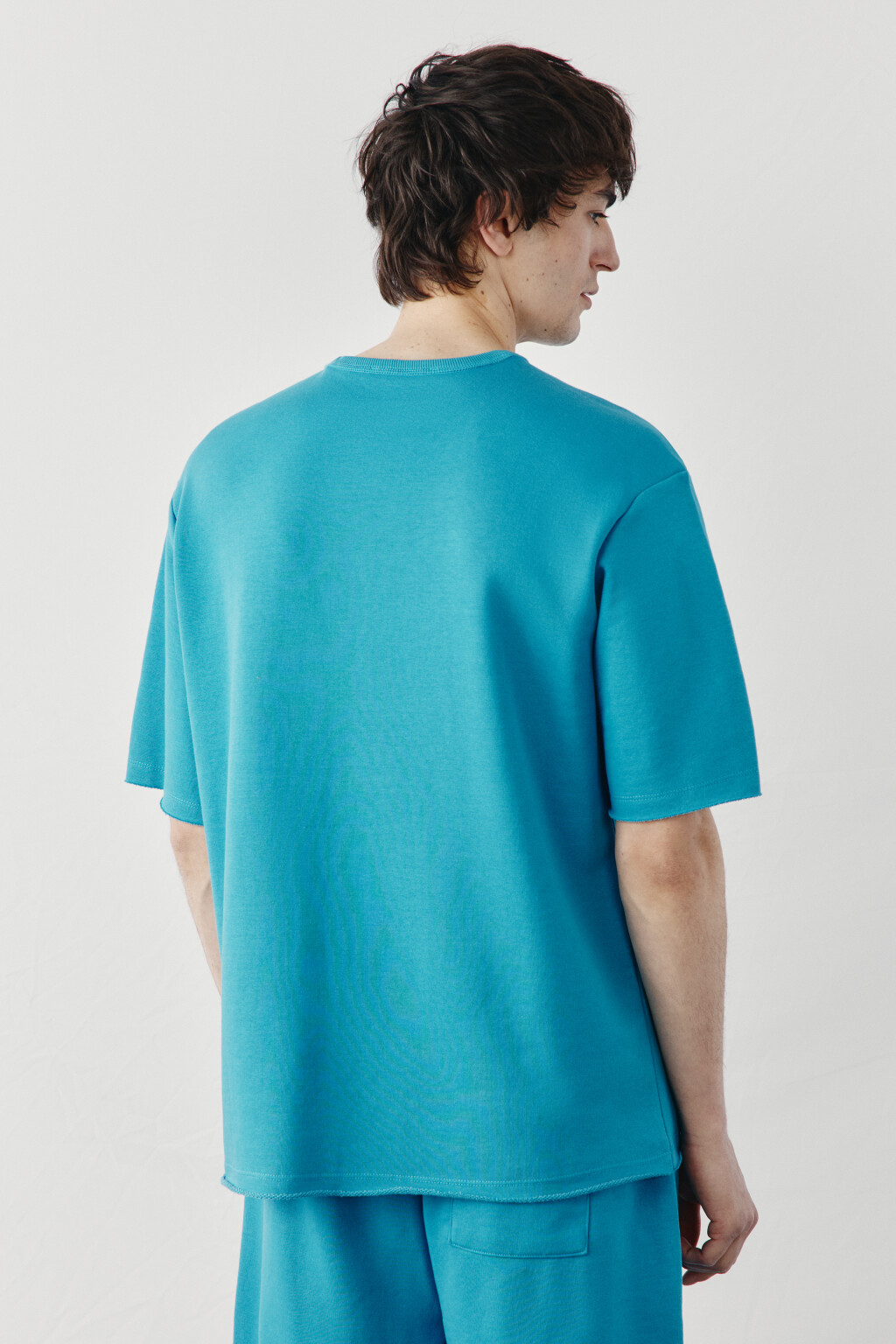 Футболка хлопковая оверсайз с необработанными краями - цвет голубой - 3
