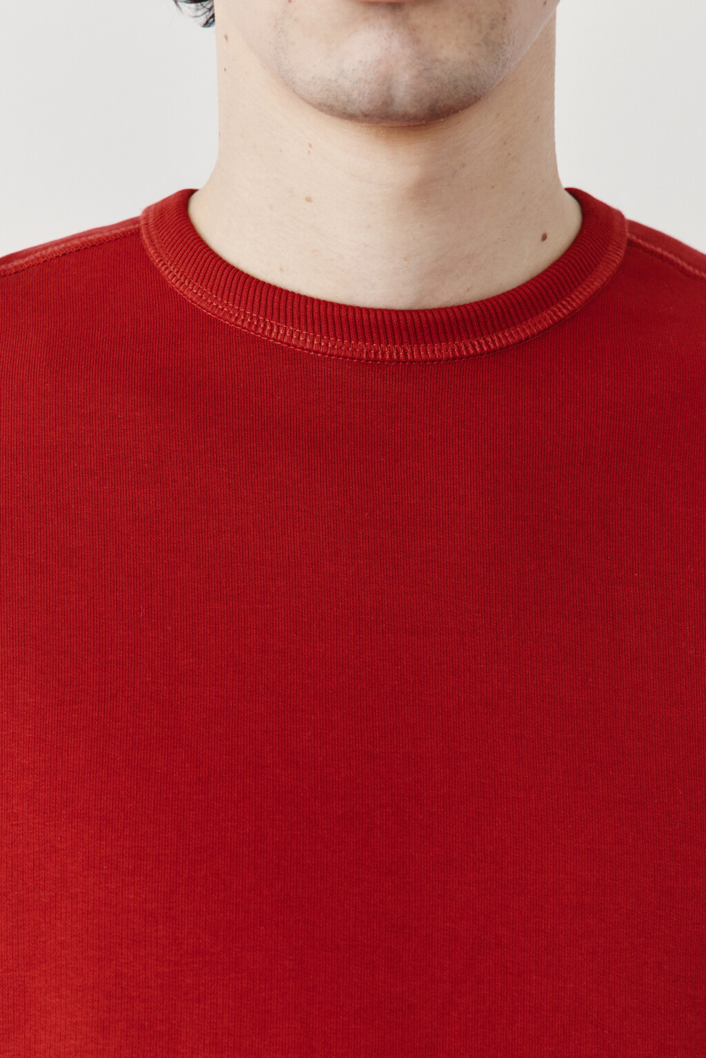 Футболка хлопковая оверсайз с необработанными краями - цвет бордовый - 5