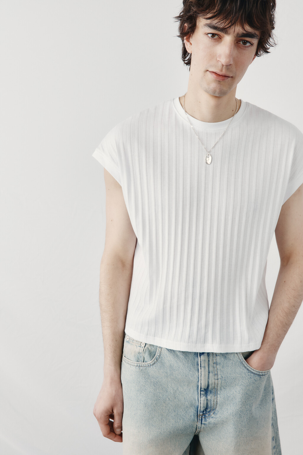 Майка-топ в рубчик приталенная - цвет белый - 1