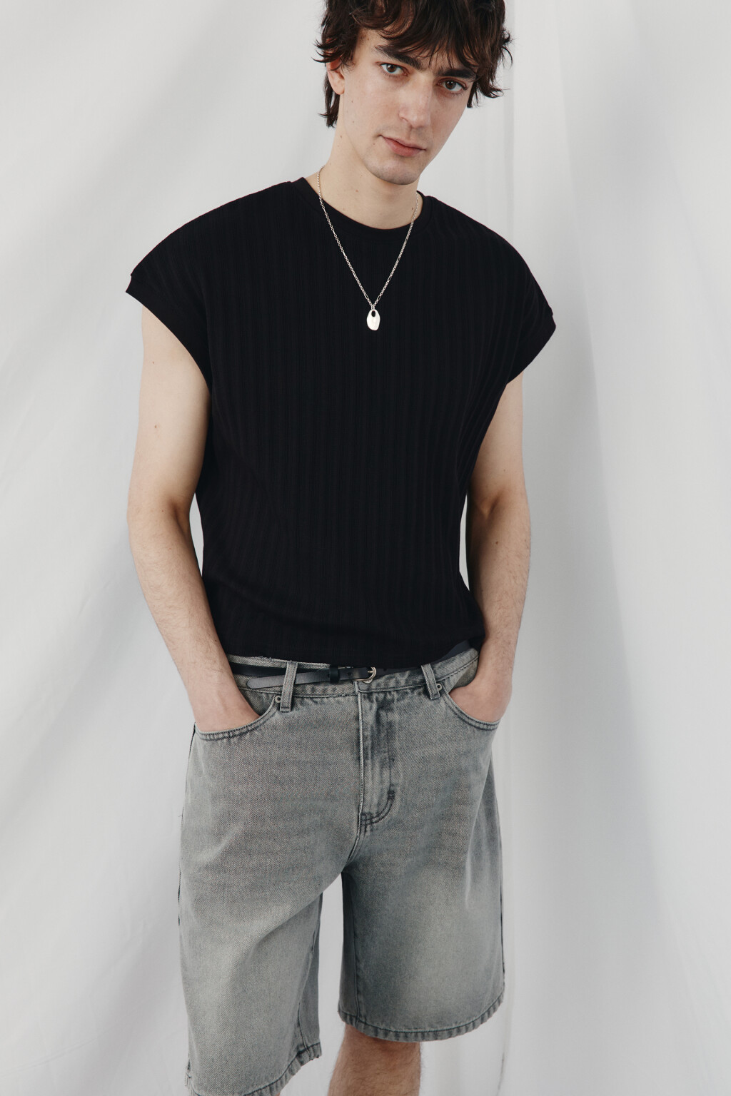 Майка-топ в рубчик приталенная - цвет черный - 1