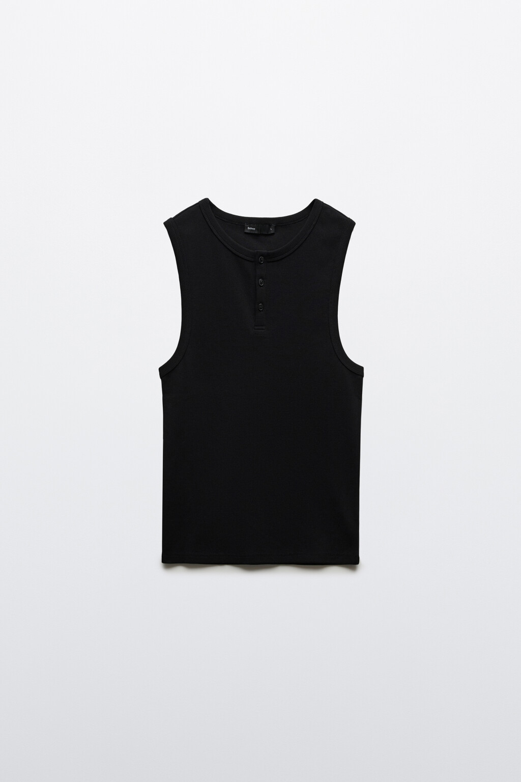 Майка хлопковая приталенная на пуговицах в рубчик - цвет черный - 7