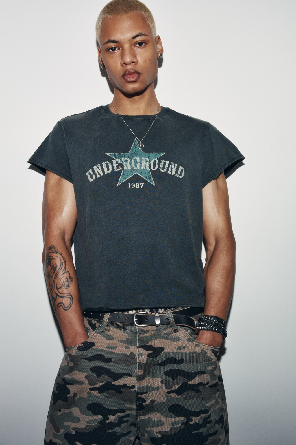 Футболка хлопковая с принтом - цвет зеленый - 2