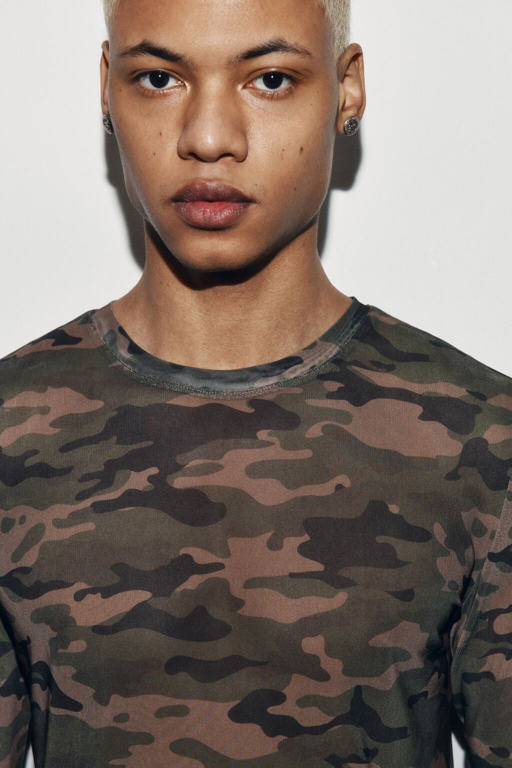 Лонгслив облегающий сетчатый с принтом хаки - цвет мультиколор - 5
