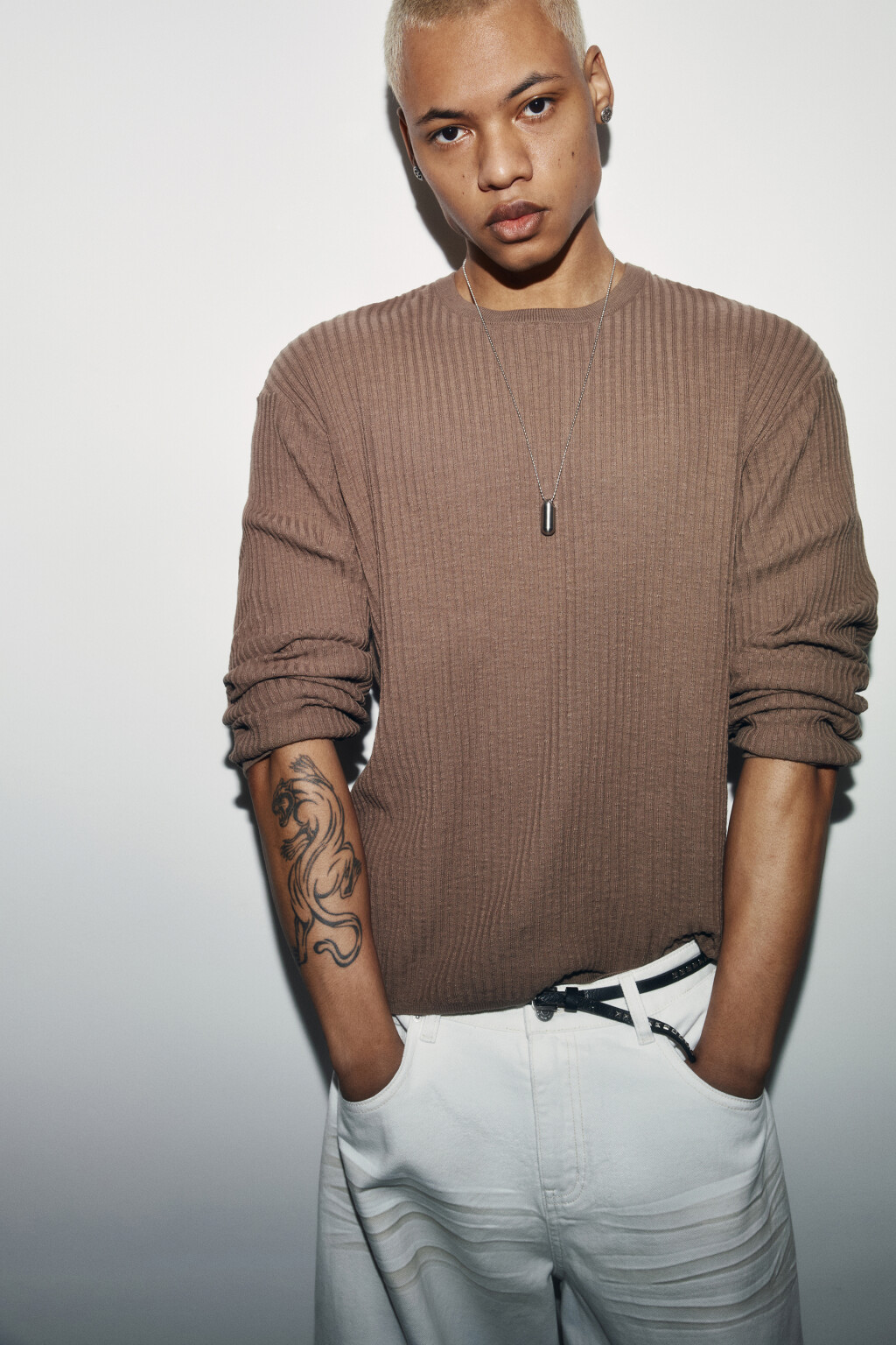 Лонгслив хлопковый вязаный прямой - цвет коричневый - 2
