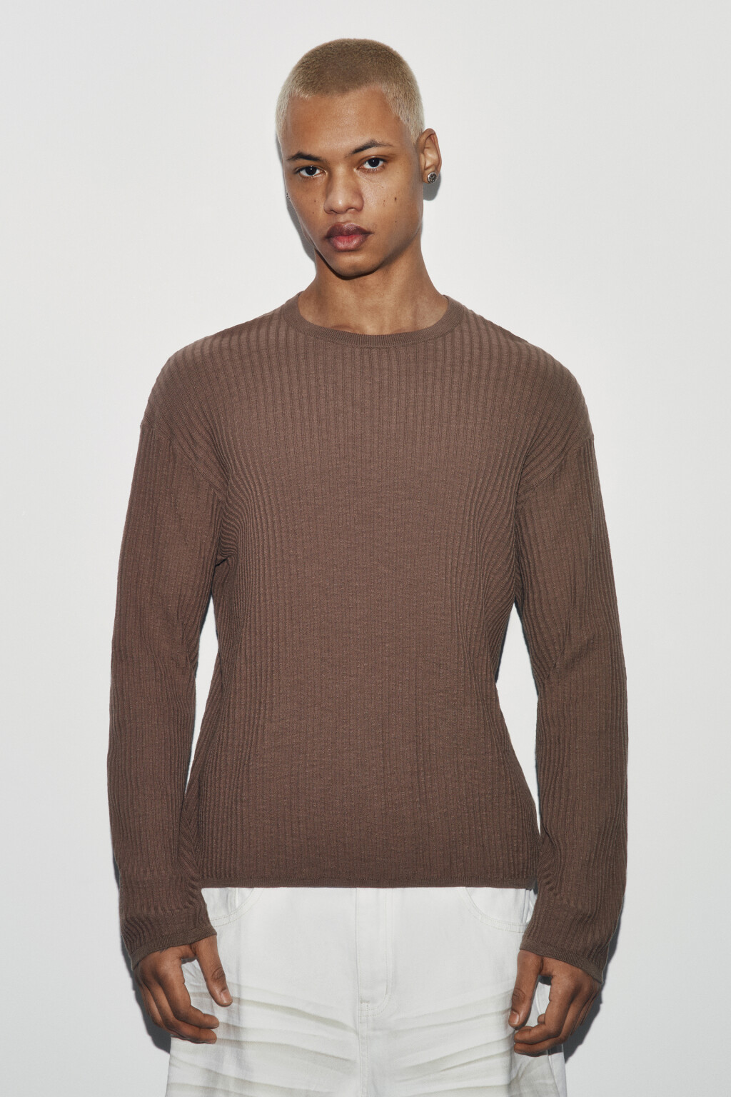 Лонгслив хлопковый вязаный прямой - цвет коричневый - 4