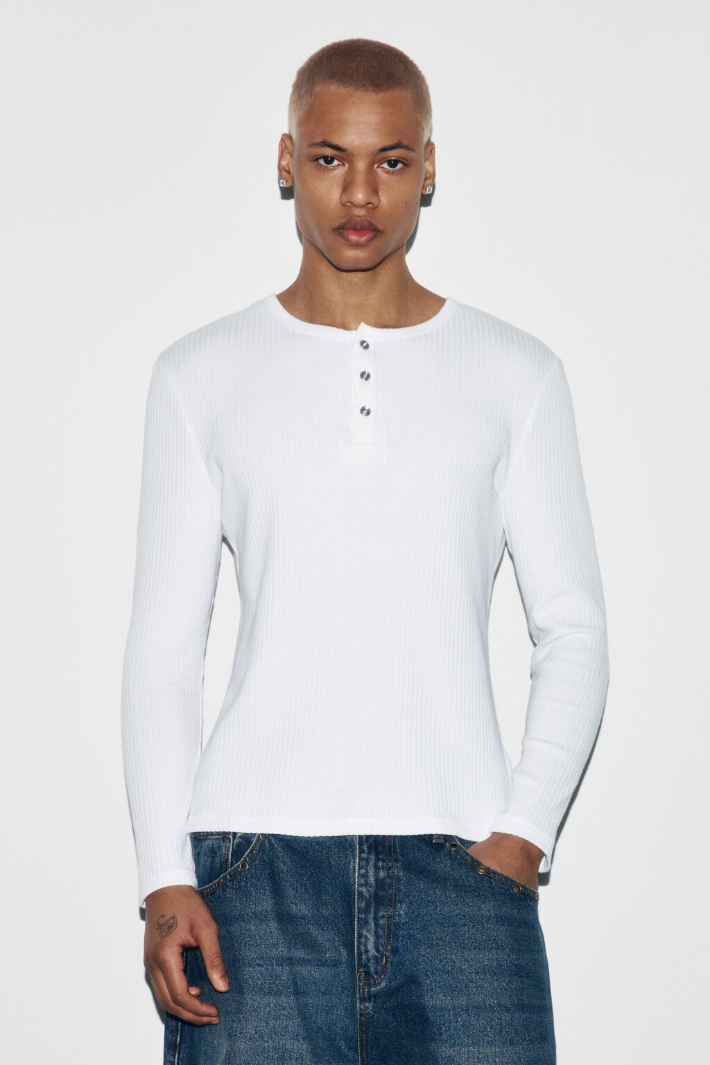 Лонгслив хенли облегающий в рубчик - цвет белый - 3