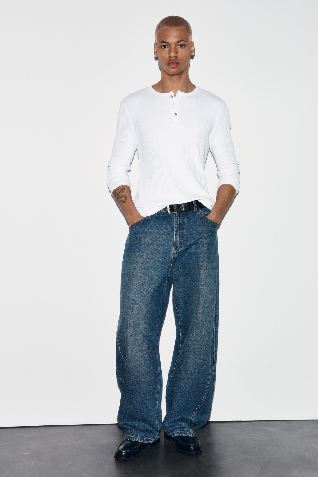 Лонгслив хенли облегающий в рубчик - цвет белый - 5