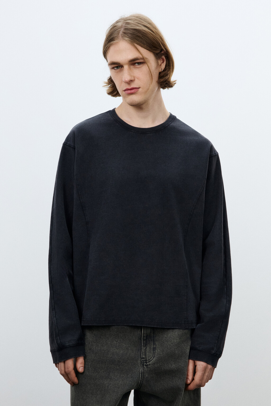Лонгслив хлопковый с декоративными швами - цвет черный - 2