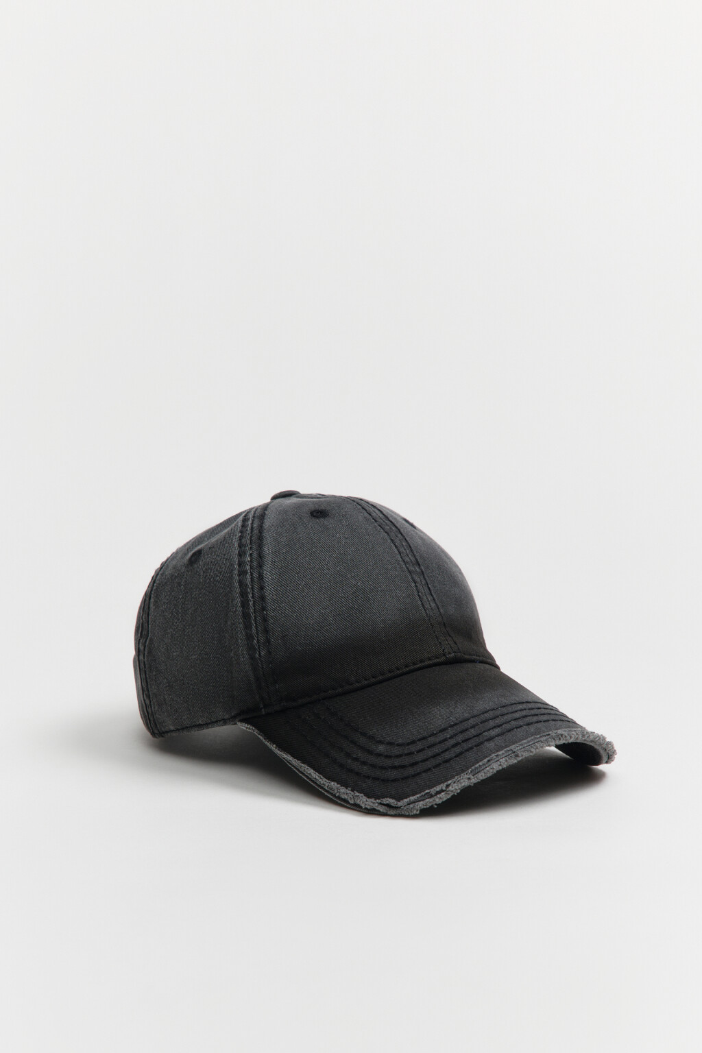 Кепка хлопковая рваная - цвет черный - 2