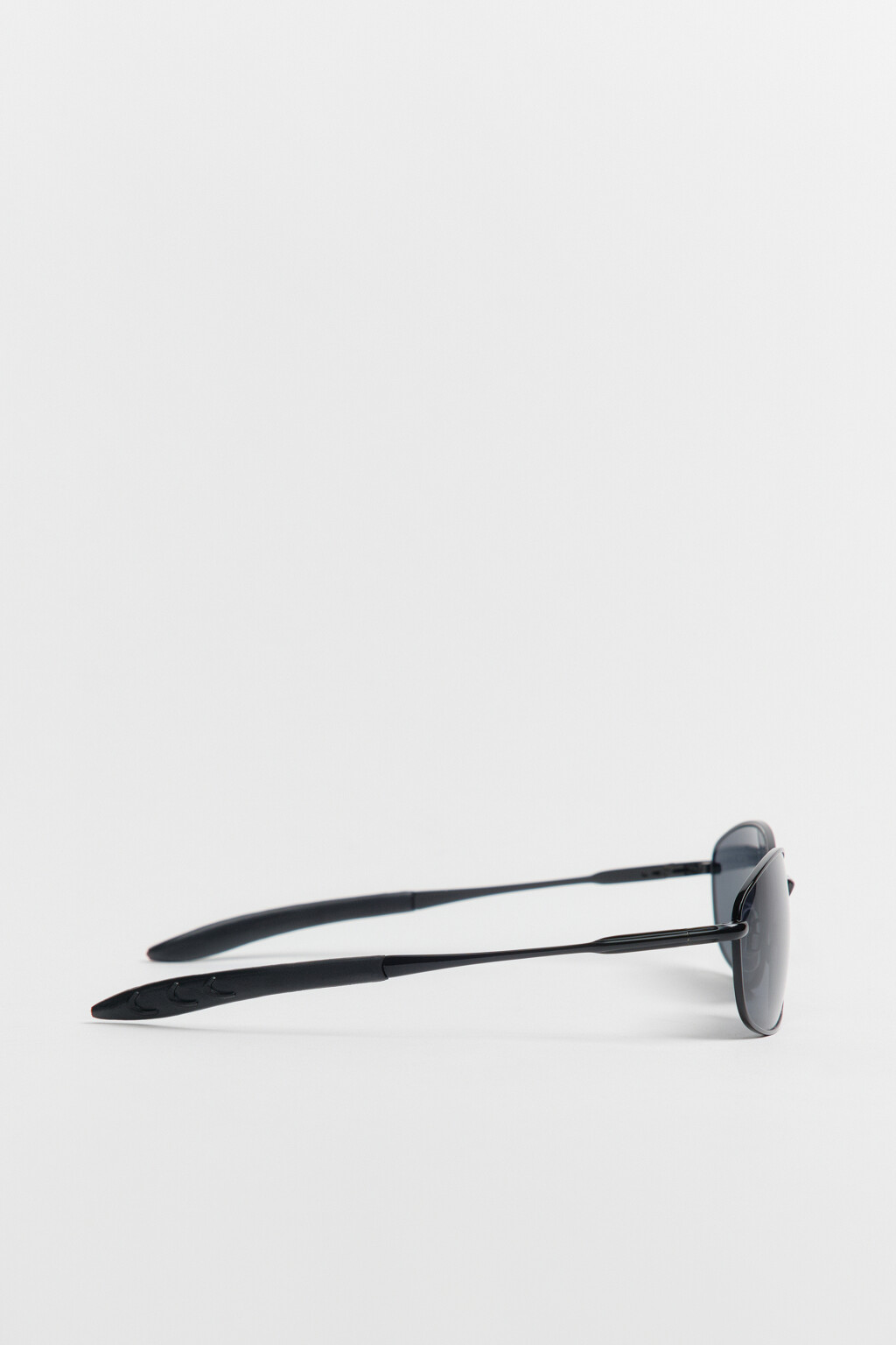 Очки солнцезащитные в тонкой оправе - цвет черный - 3