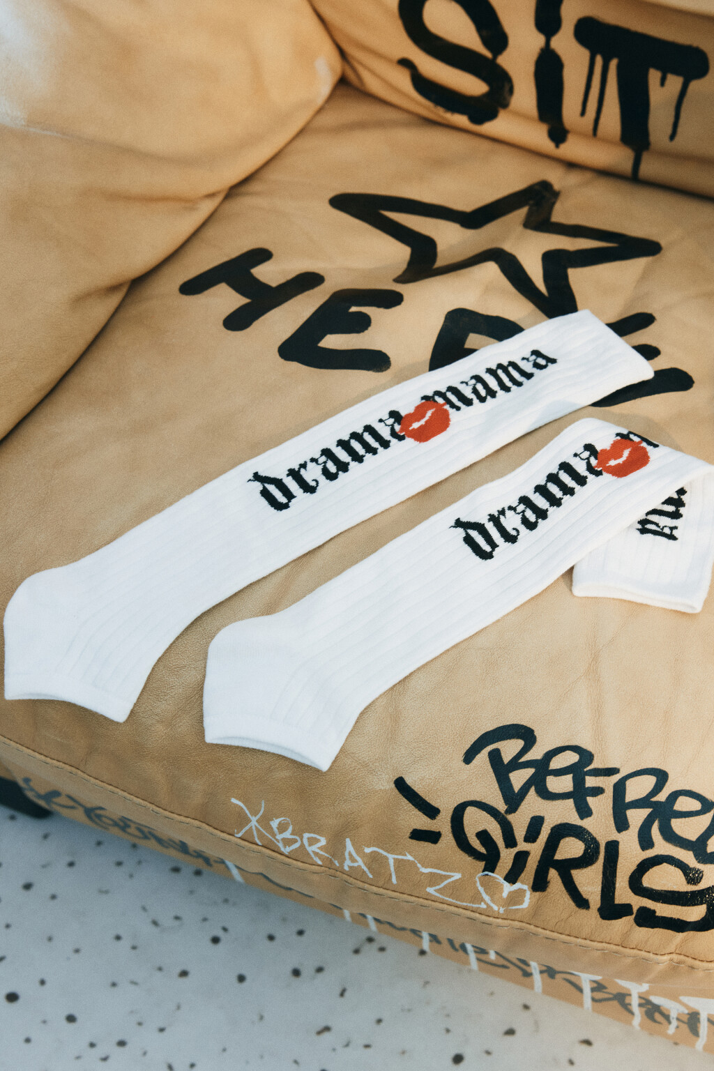 Гольфы без носка в рубчик с принтом - цвет белый - 1