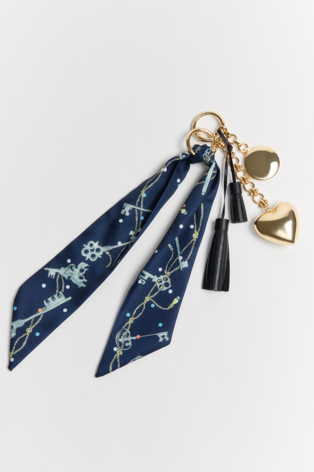 Брелок-обвес с лентой и сердечком - цвет черный - 3