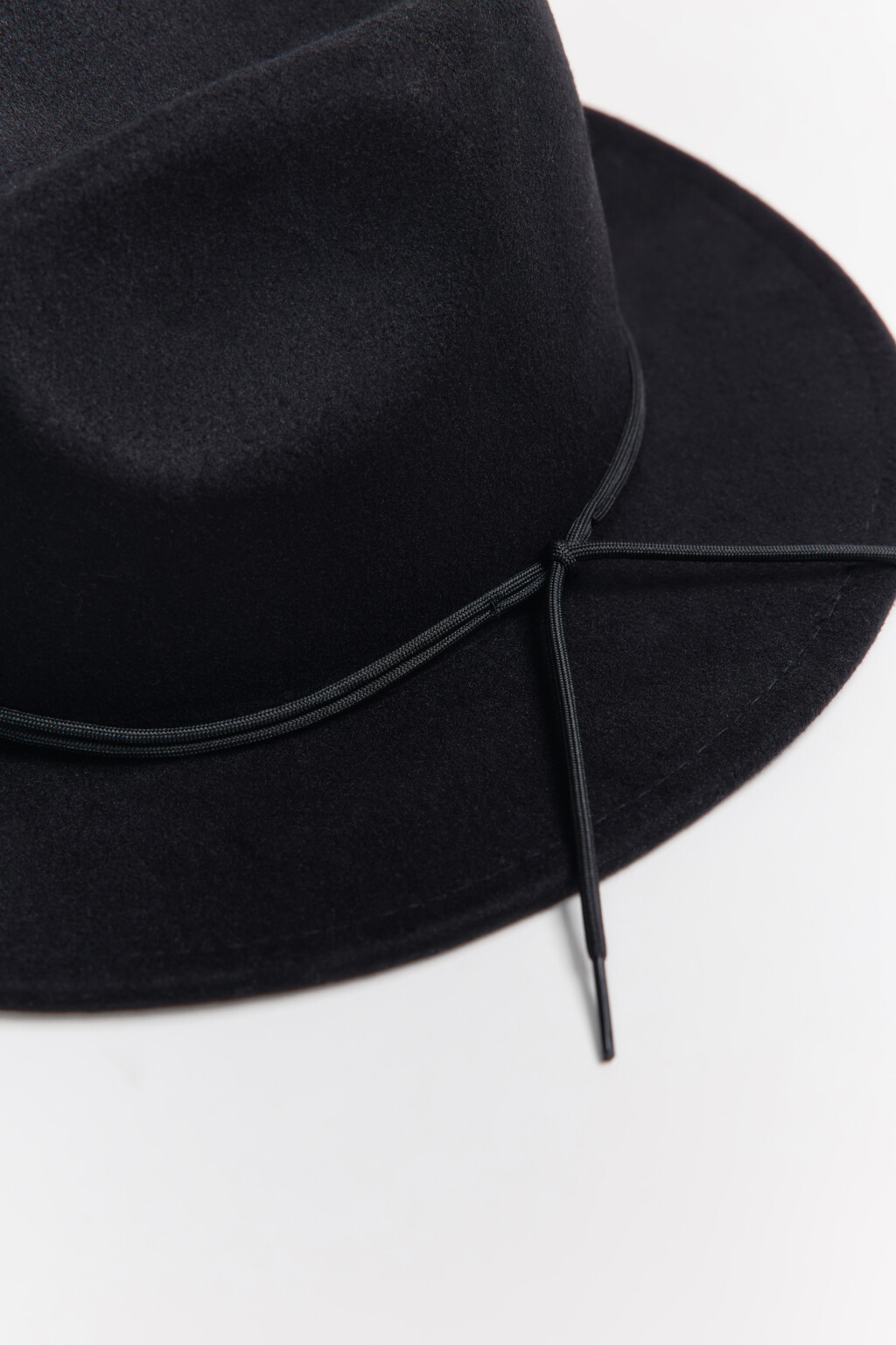 Шляпа фетровая со шнурком - цвет черный - 2
