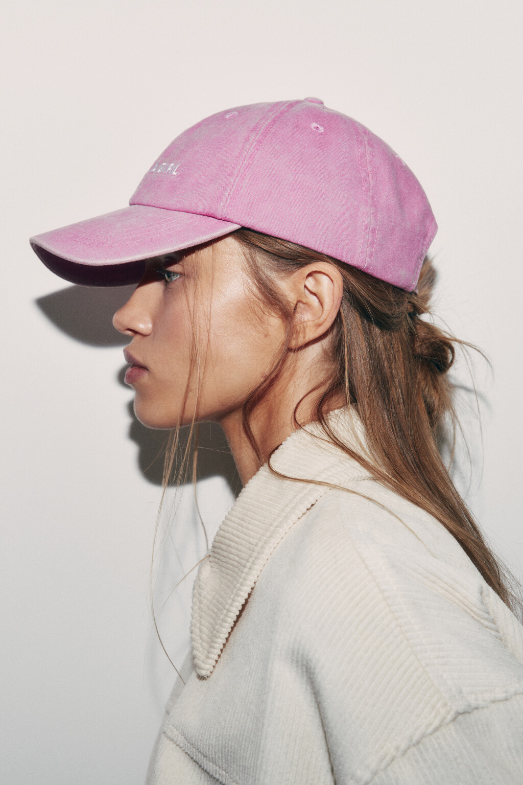 Бейсболка хлопковая с вышивкой - цвет розовый - 2