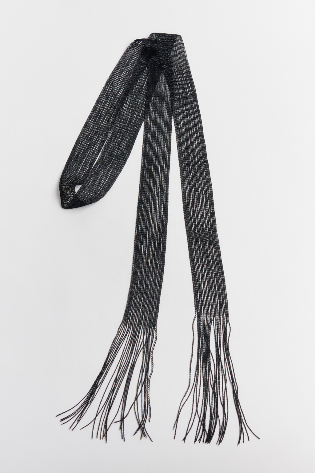 Шарф тонкий шифоновый с бахромой - цвет черный - 1