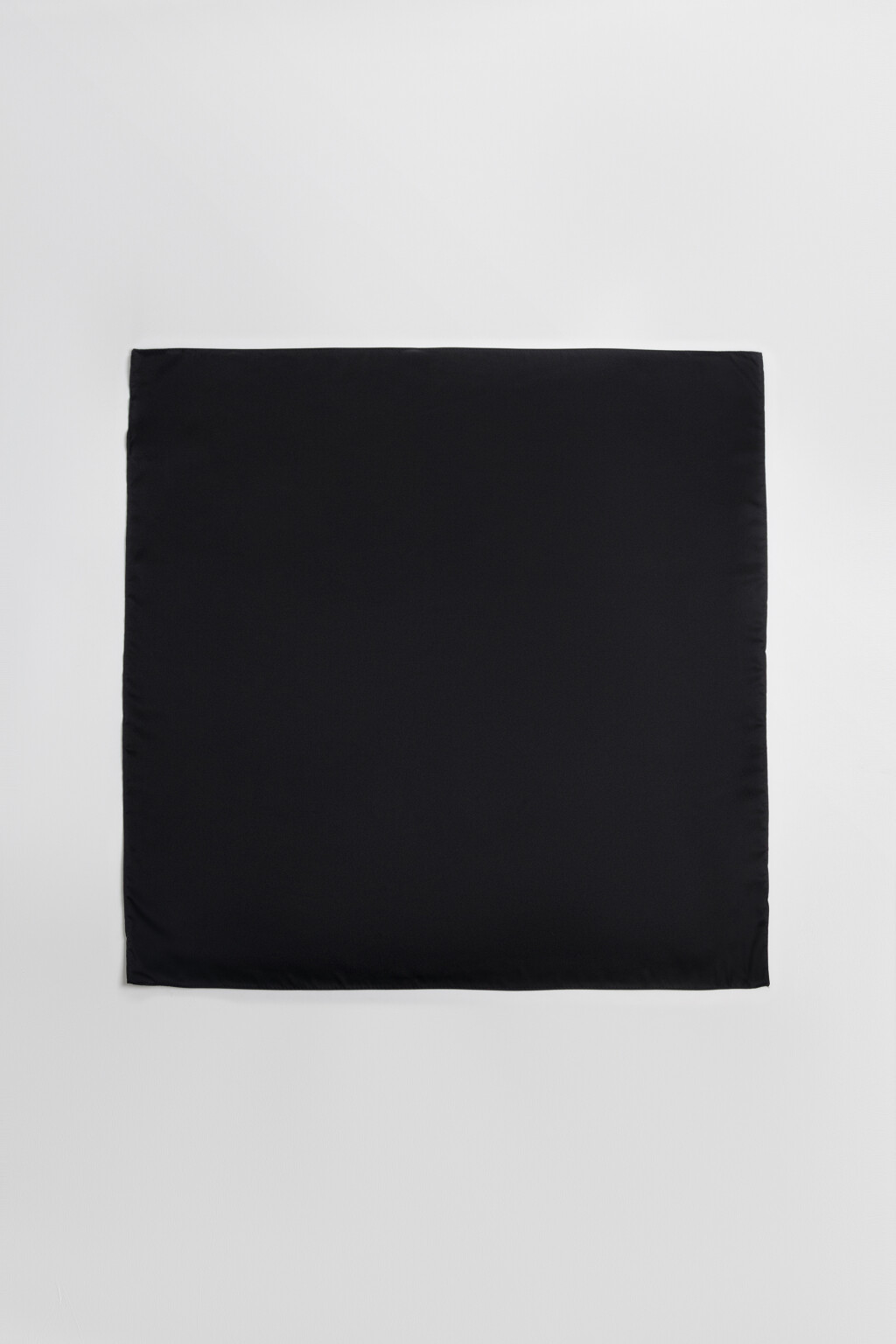 Платок атласный - цвет черный - 2