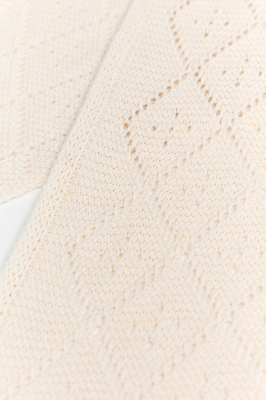 Косынка вязаная ажурная - цвет молочный - 2