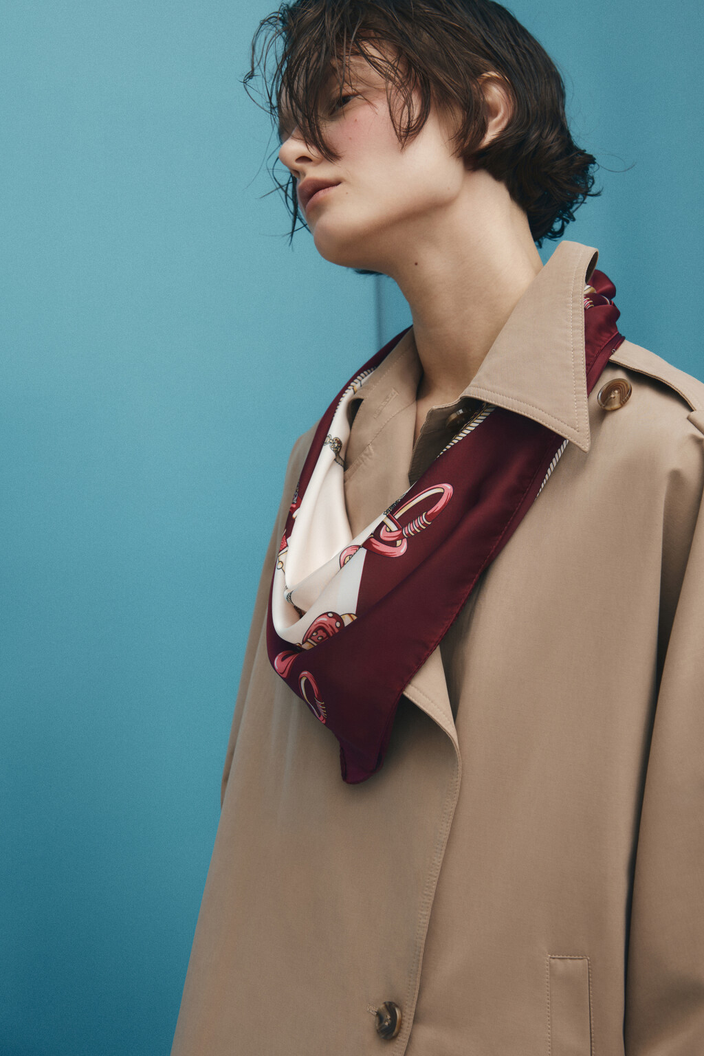 Платок атласный с принтом - цвет бордовый - 1