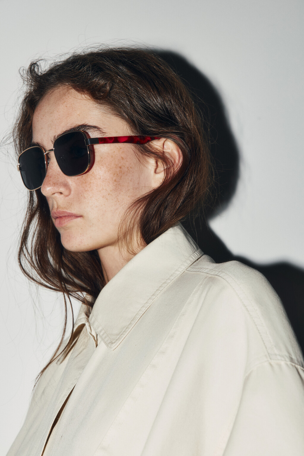 Очки солнцезащитные в тонкой квадратной оправе - цвет коричневый - 1