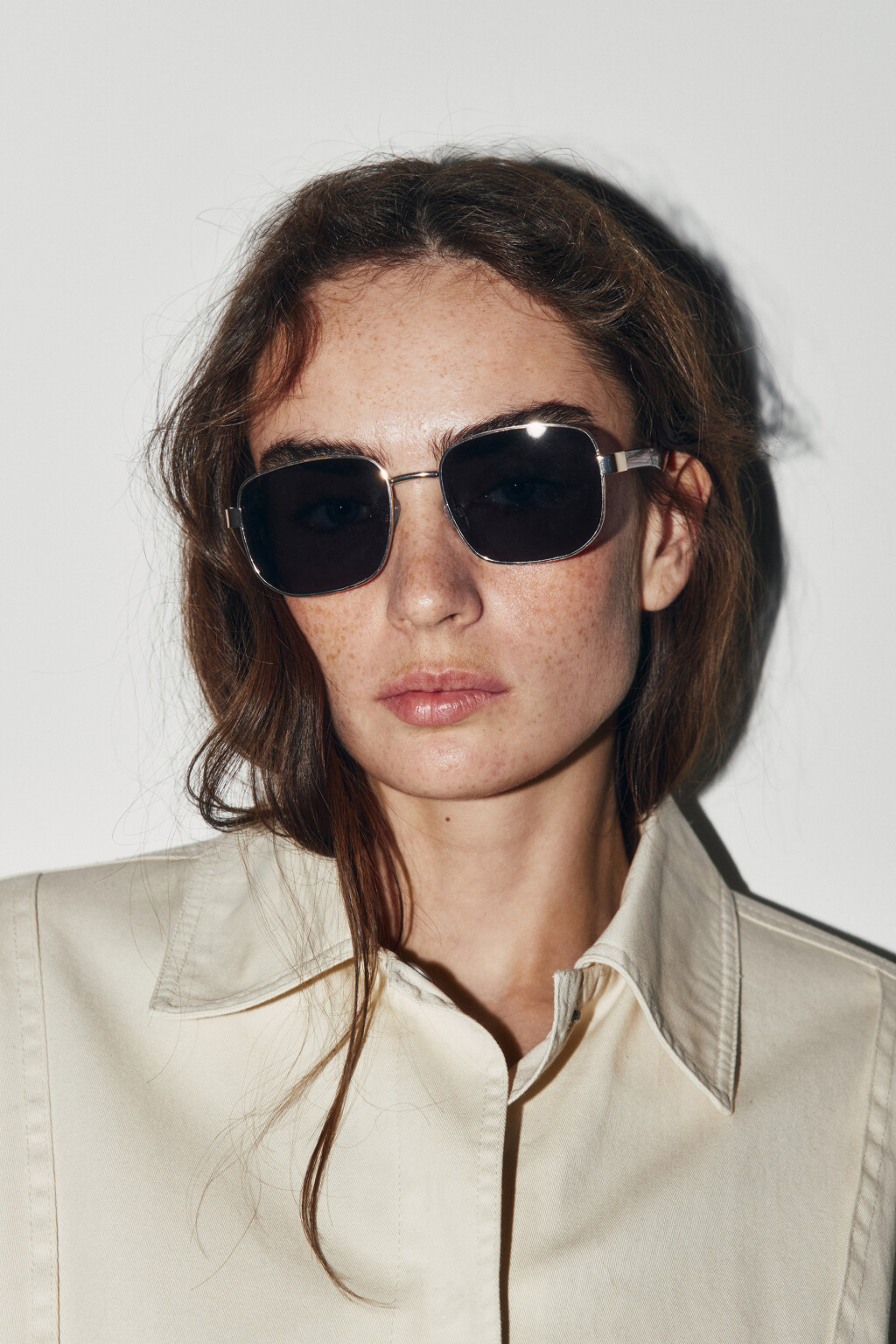 Очки солнцезащитные в тонкой квадратной оправе - цвет коричневый - 2