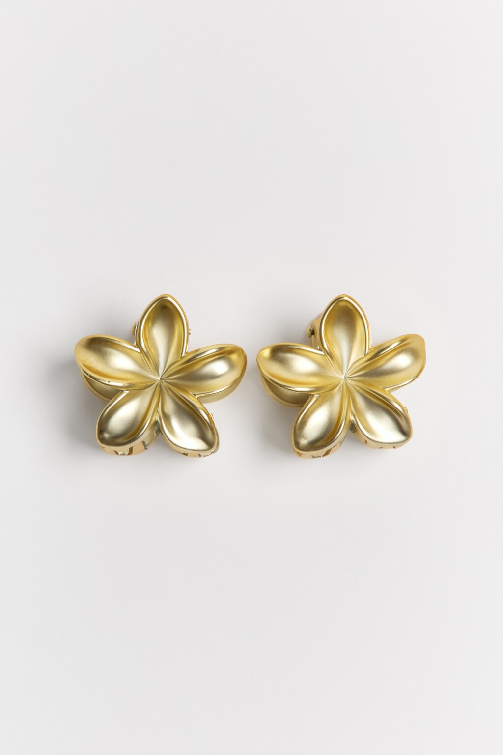 Набор заколок-крабов в виде цветков (2 штуки) - цвет желтый - 1