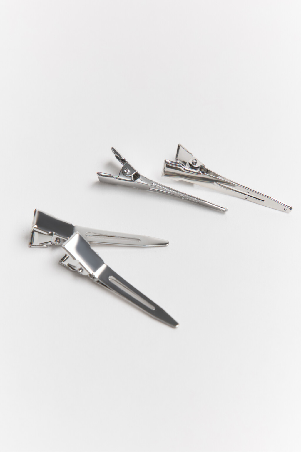 Набор заколок-зажимов для волос без декора (4 штуки) - цвет серый - 1