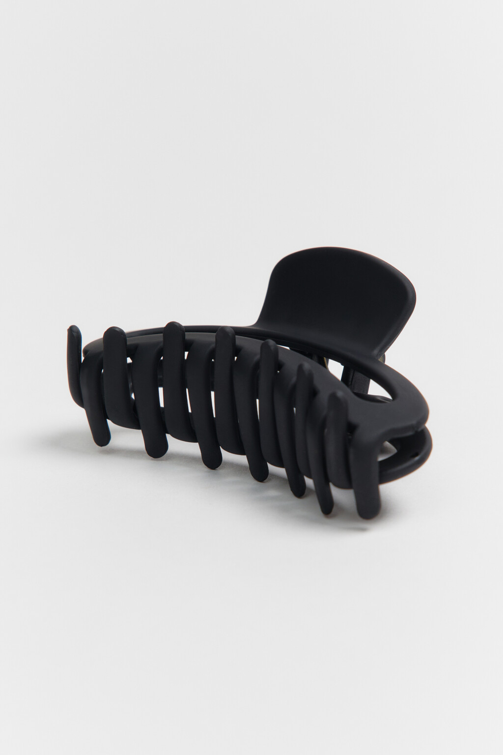 Заколка-краб для волос матовая - цвет черный - 2