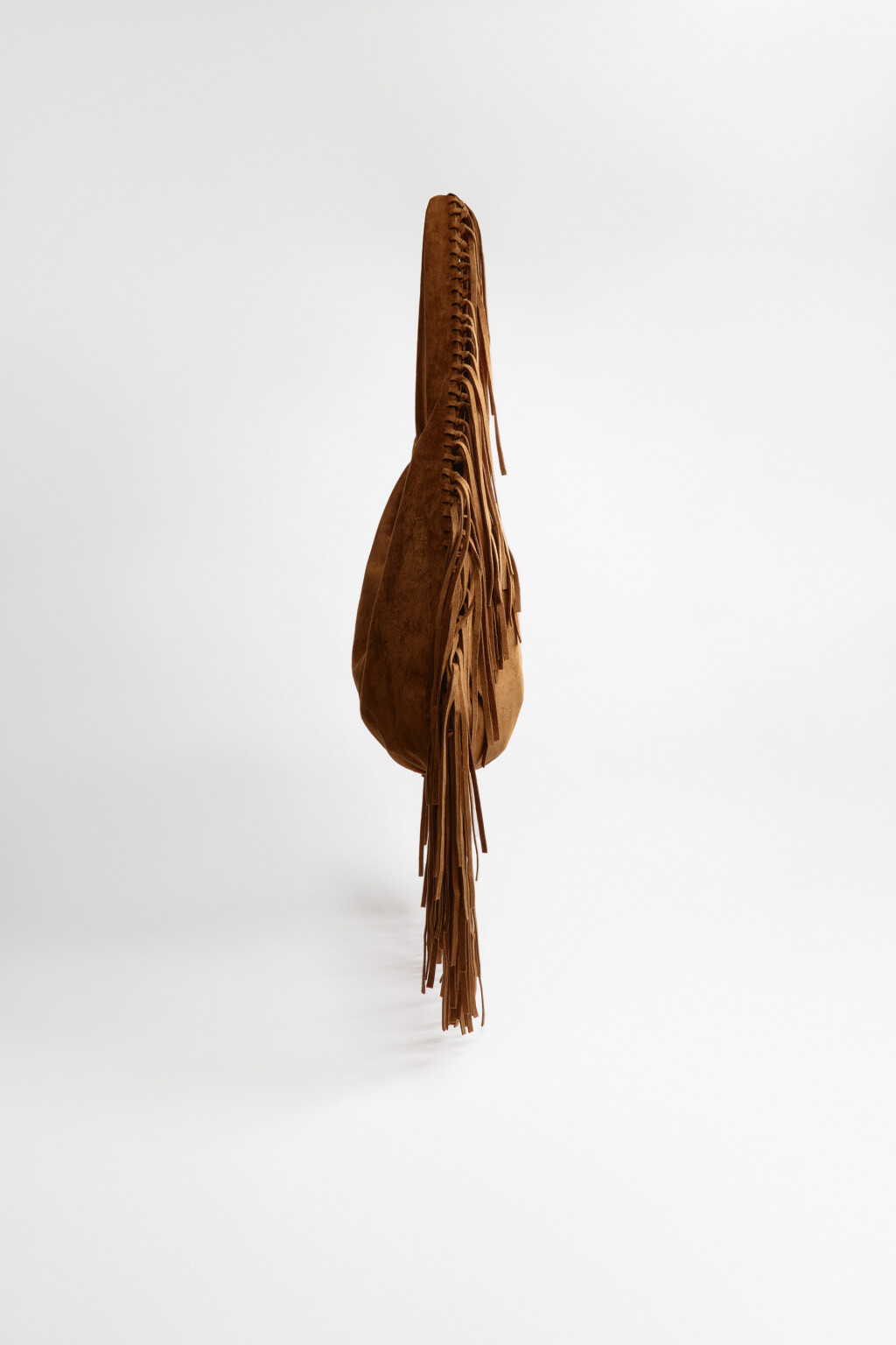 Сумка-тоут с замшевой фактурой и бахромой - цвет коричневый - 7