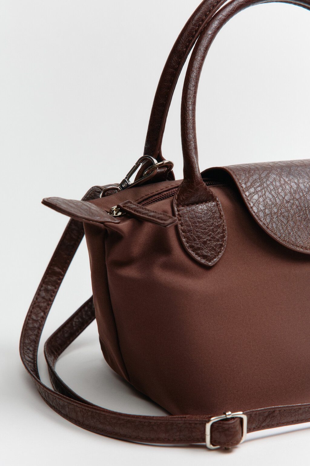 Сумка-кроссбоди текстильная с цветочным принтом - цвет коричневый - 7