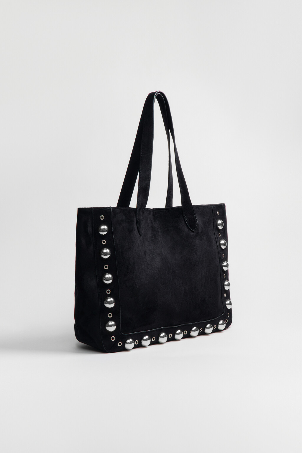 Сумка-шопер с замшевой фактурой и металлическим декором - цвет черный - 5