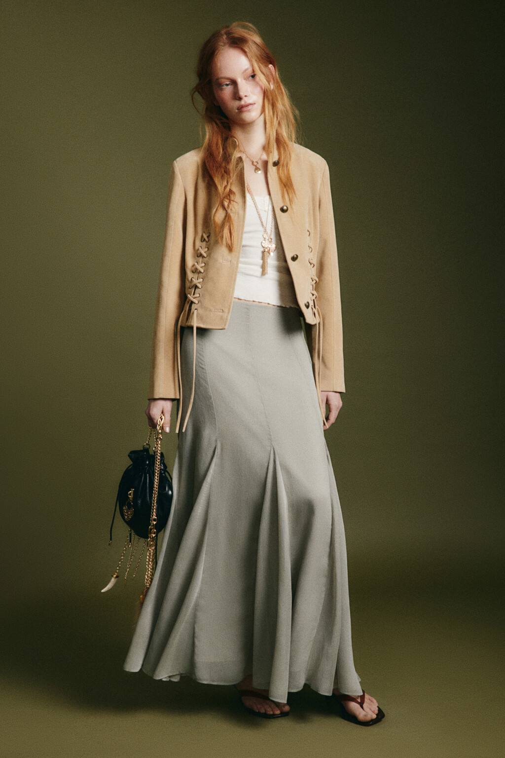 Сумка-мешок из искусственной кожи с замочком и цепочками - цвет черный - 3