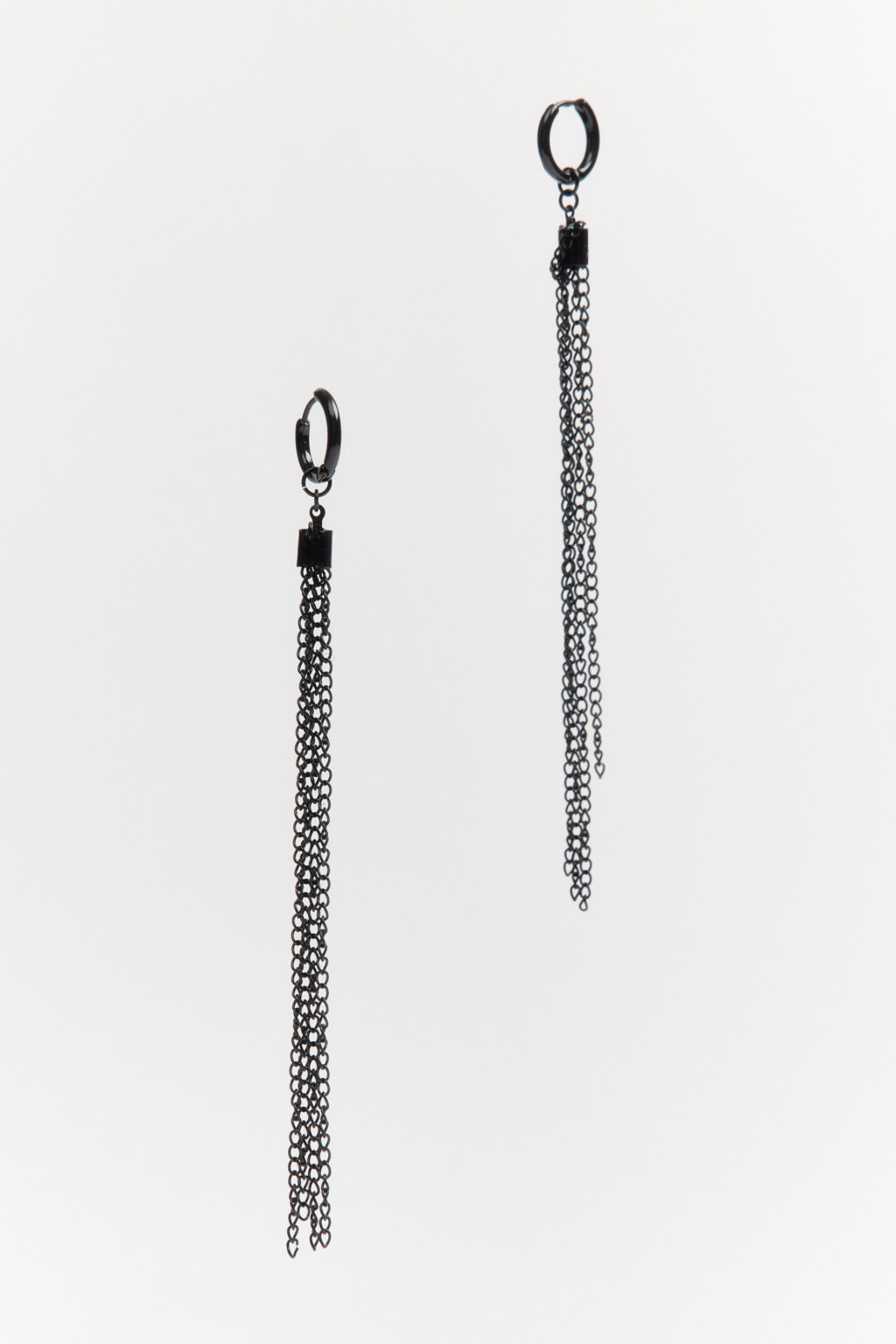 Серьги-конго с подвесками-цепочками - цвет серый - 1