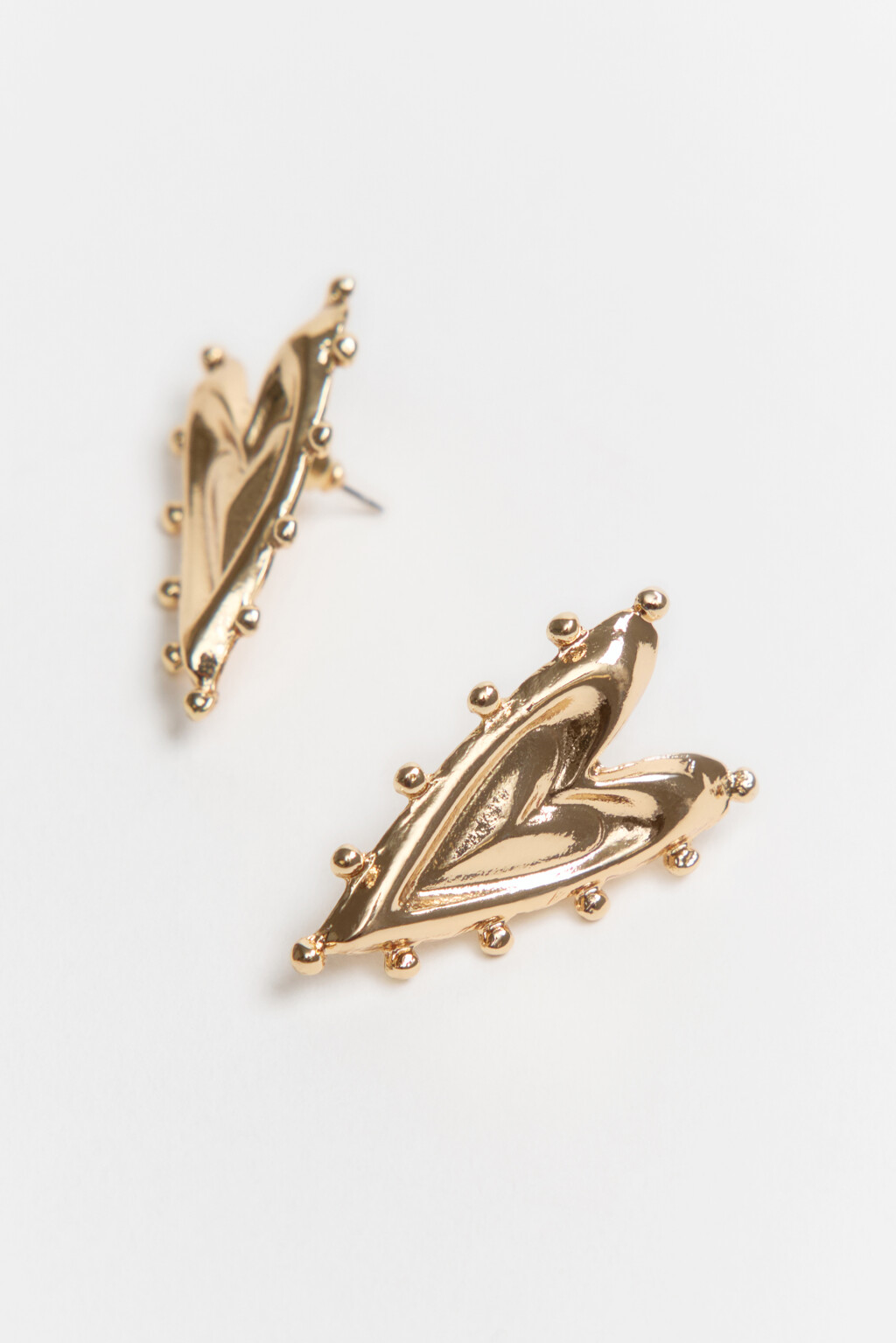 Серьги-гвоздики золотистые в виде сердец - цвет желтый - 2