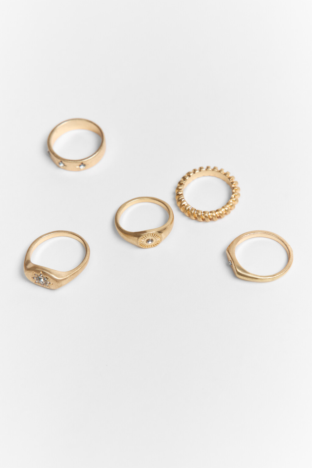 Набор колец золотистых со стразами (5 штук) - цвет серый - 1