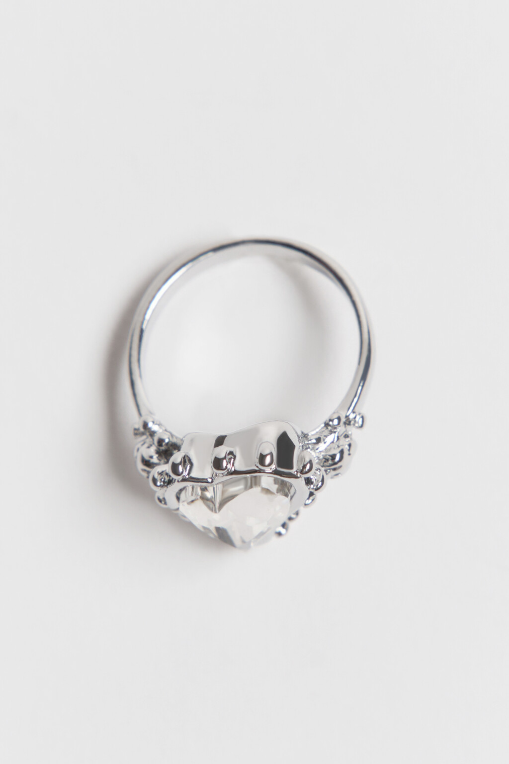 Кольцо серебристое с сердцем и кристаллом - цвет серый - 2