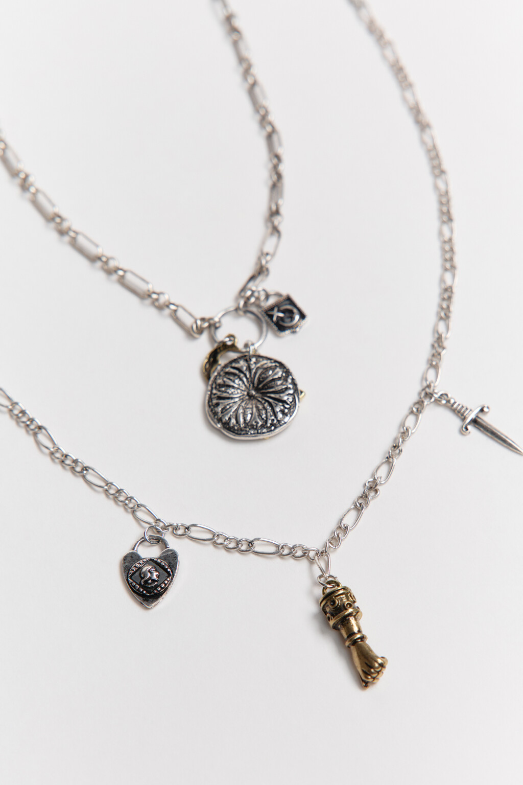 Колье-цепочка двухслойное с подвесками - цвет желтый - 2