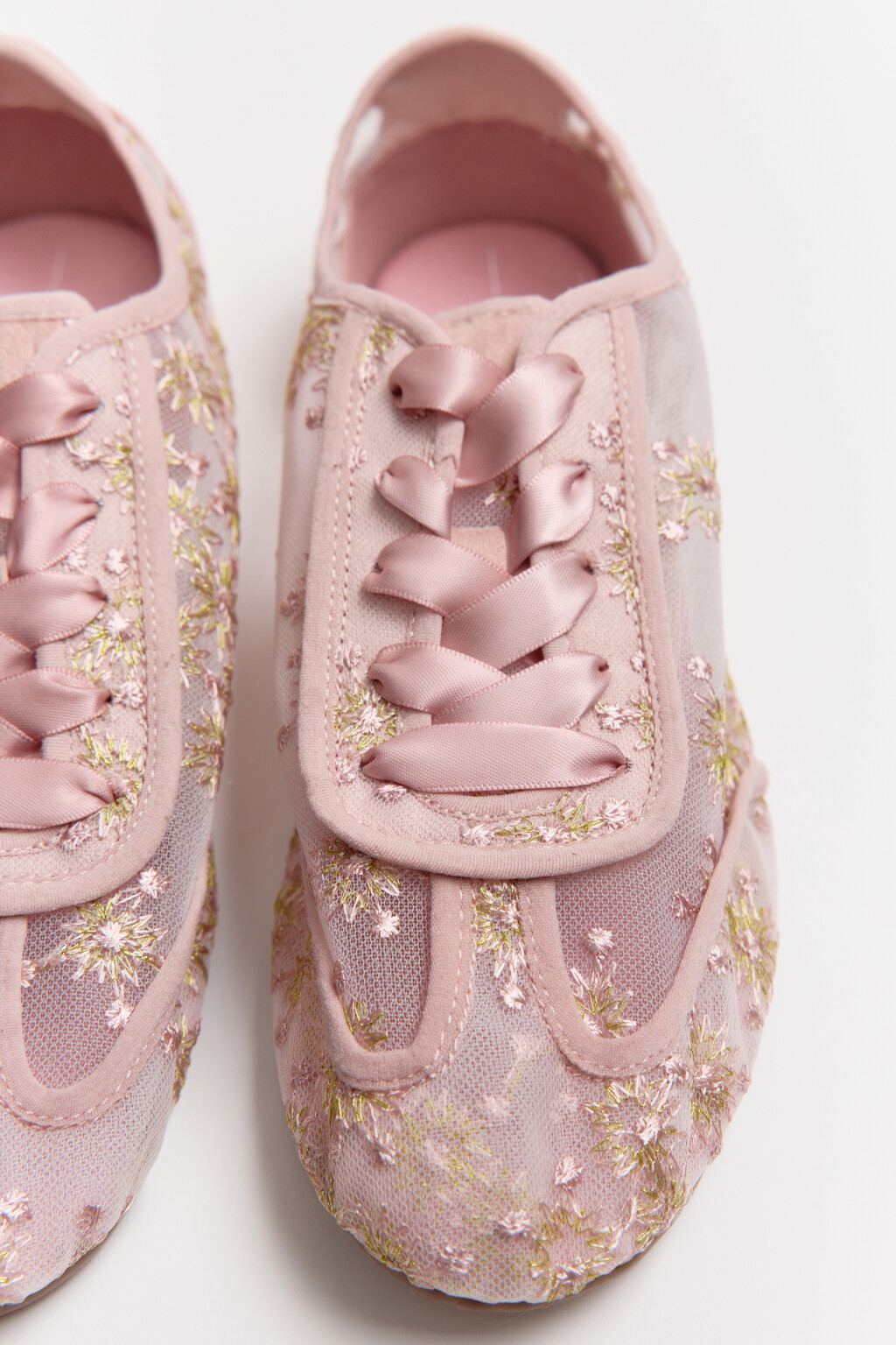 Кроссовки сетчатые с вышивкой - цвет розовый - 3