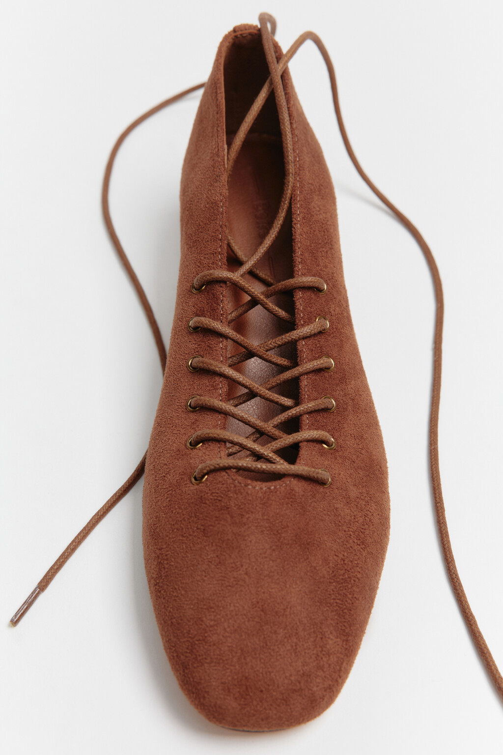 Туфли-лодочки со шнуровкой - цвет коричневый - 2