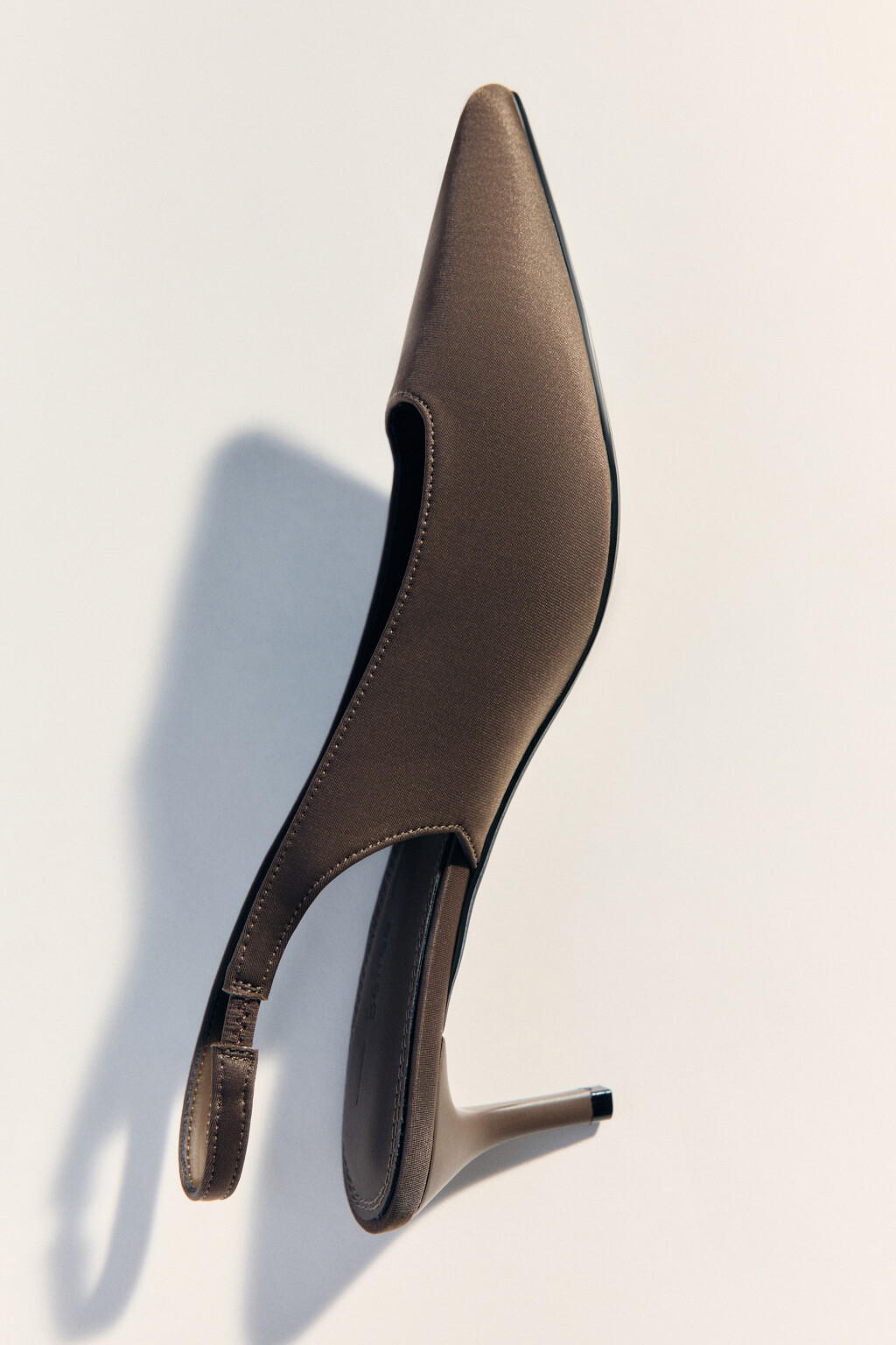 Туфли-лодочки с открытой пяткой - цвет бежевый - 3