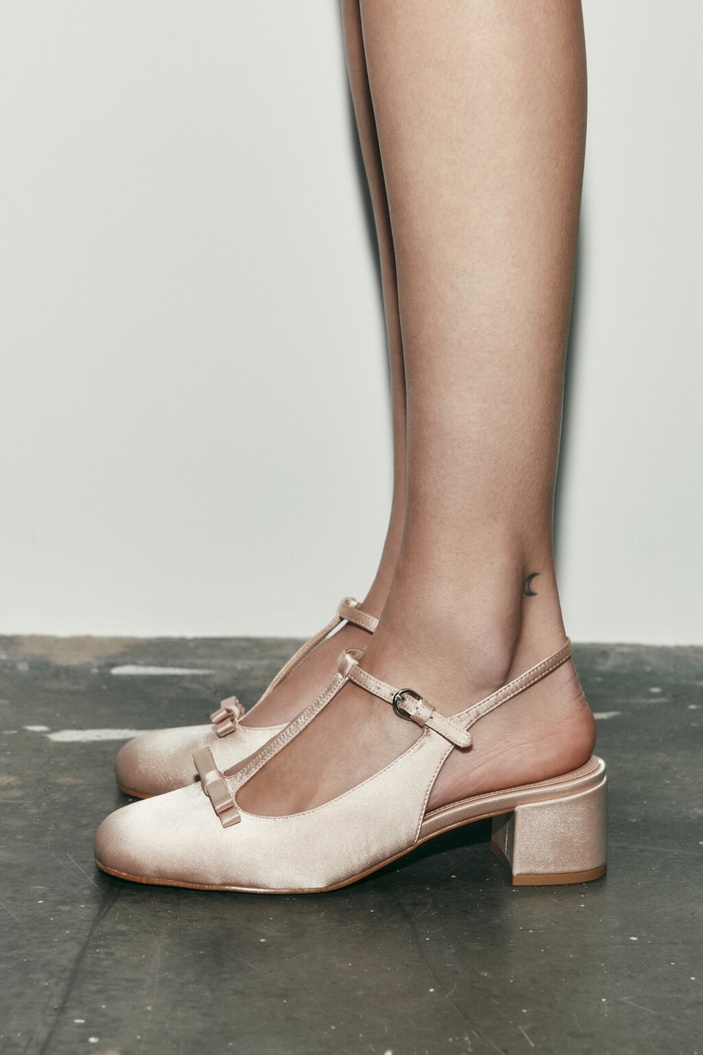 Туфли атласные с бантиком на квадратном каблуке - цвет розовый - 2