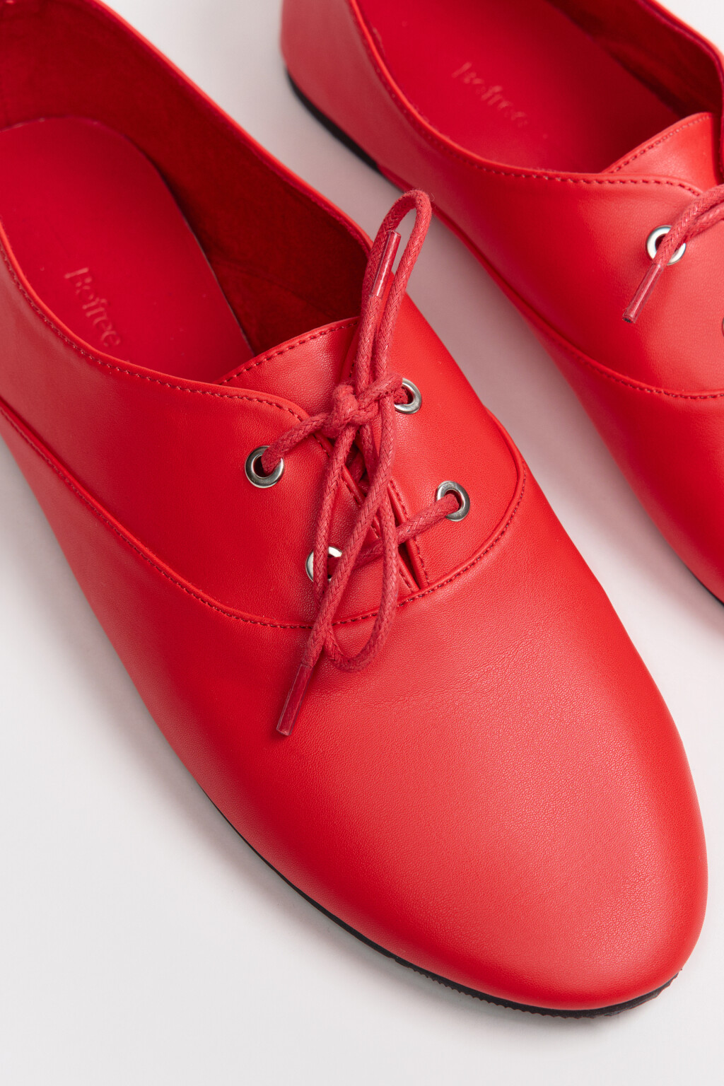 Туфли из искусственной на шнуровке - цвет красный - 9