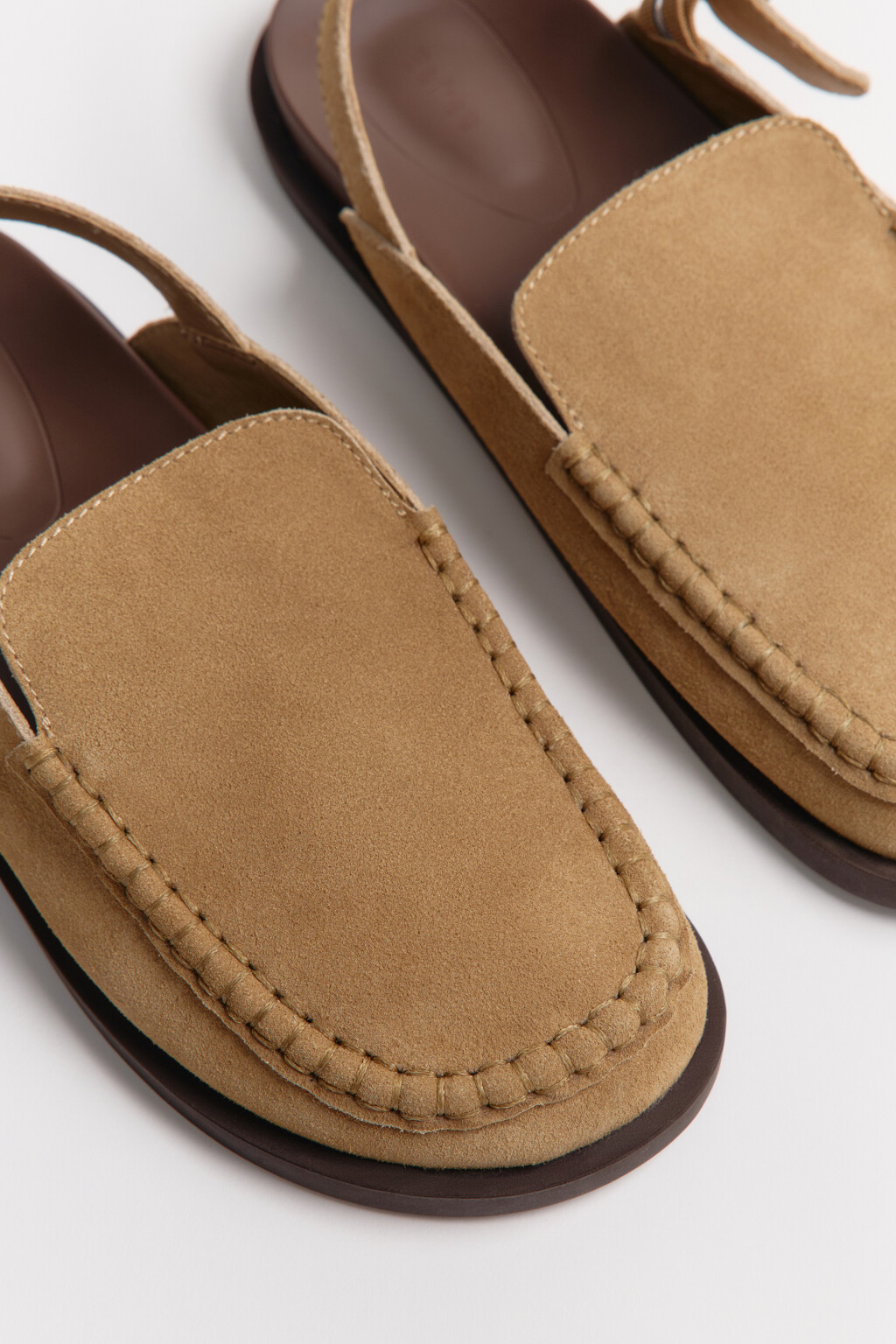 Сабо закрытые замшевые из натуральной кожи с ремешком - цвет бежевый - 6