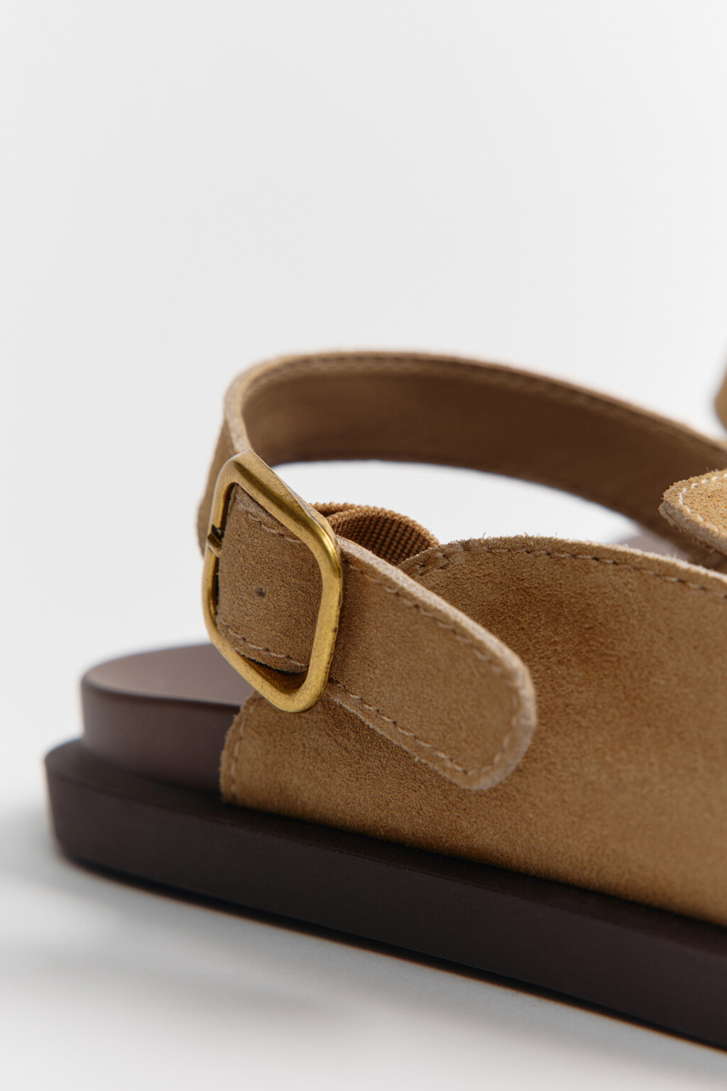 Сабо закрытые замшевые из натуральной кожи с ремешком - цвет бежевый - 7