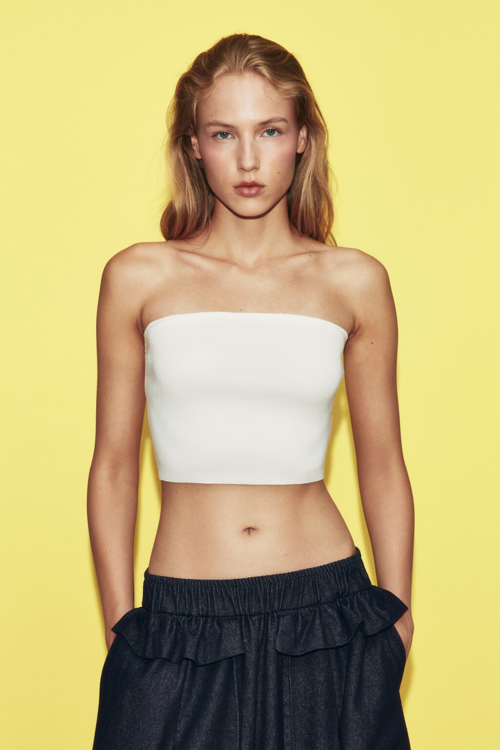 Топ-бандо облегающий вязаный - цвет молочный - 2