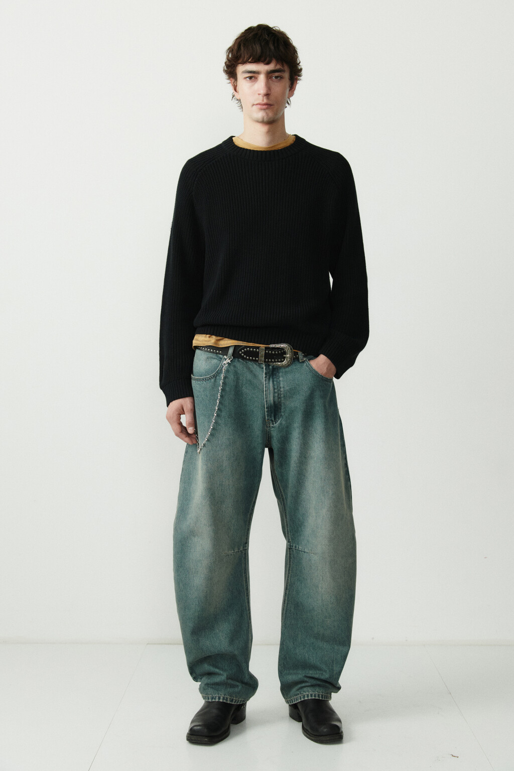 Свитер свободный вязаный - цвет черный - 5