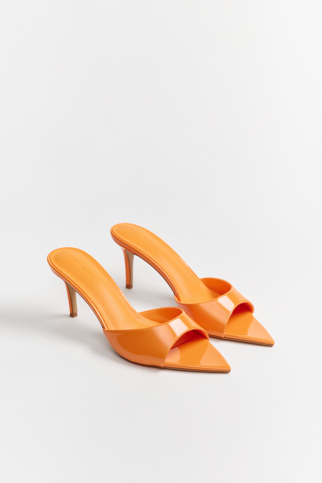 Мюли с острым носом лакированные - цвет оранжевый - 5