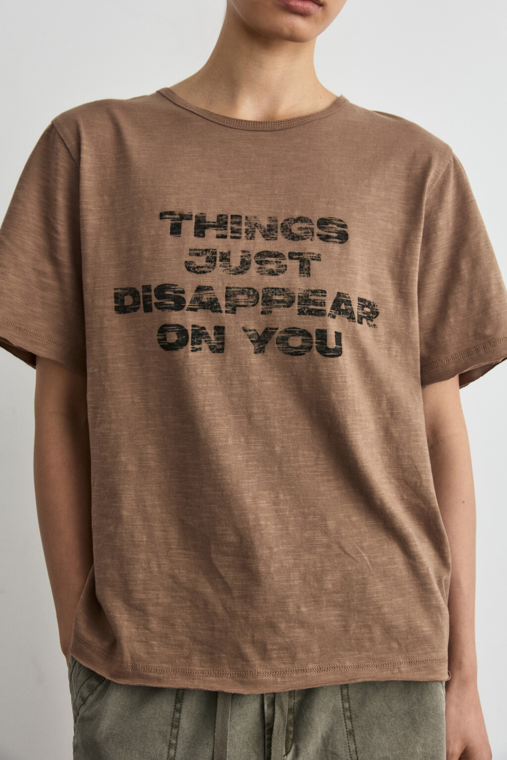 Футболка с принтом на изнанке - цвет бежевый - 5