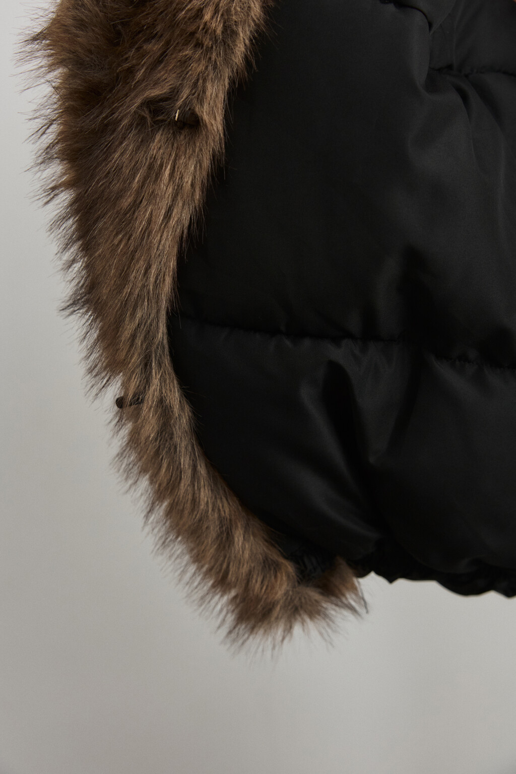 Куртка с меховым воротником утепленная - цвет черный - 8