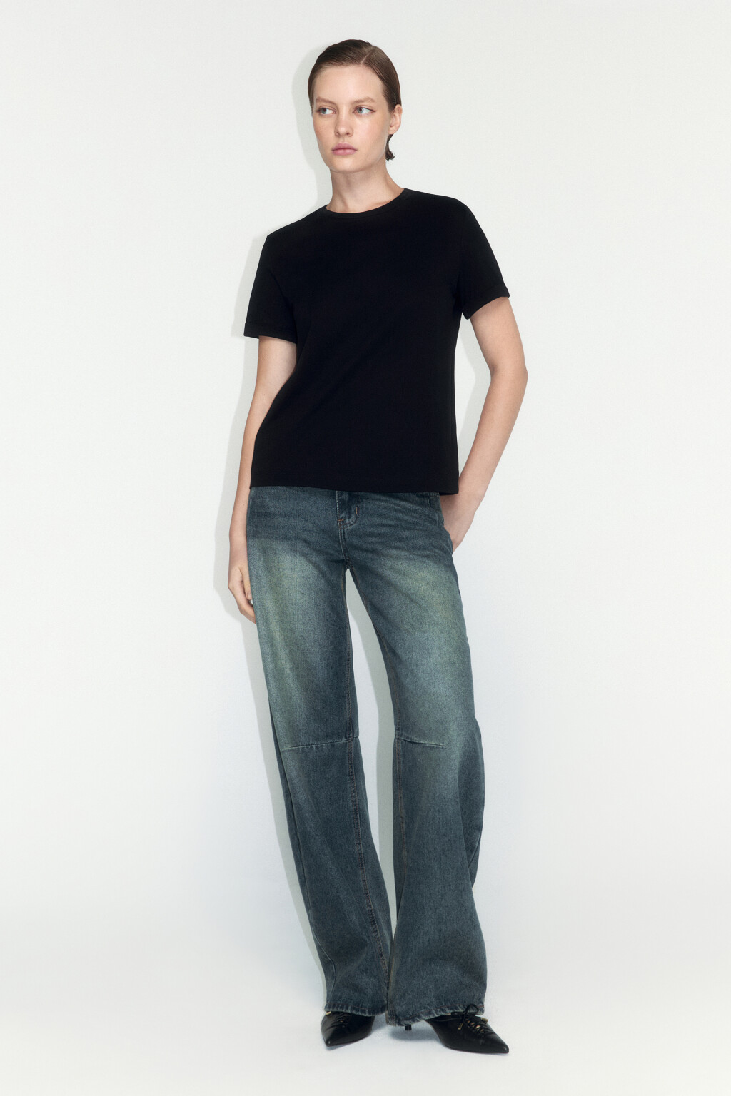 Футболка базовая с подвернутыми рукавами - цвет черный - 5