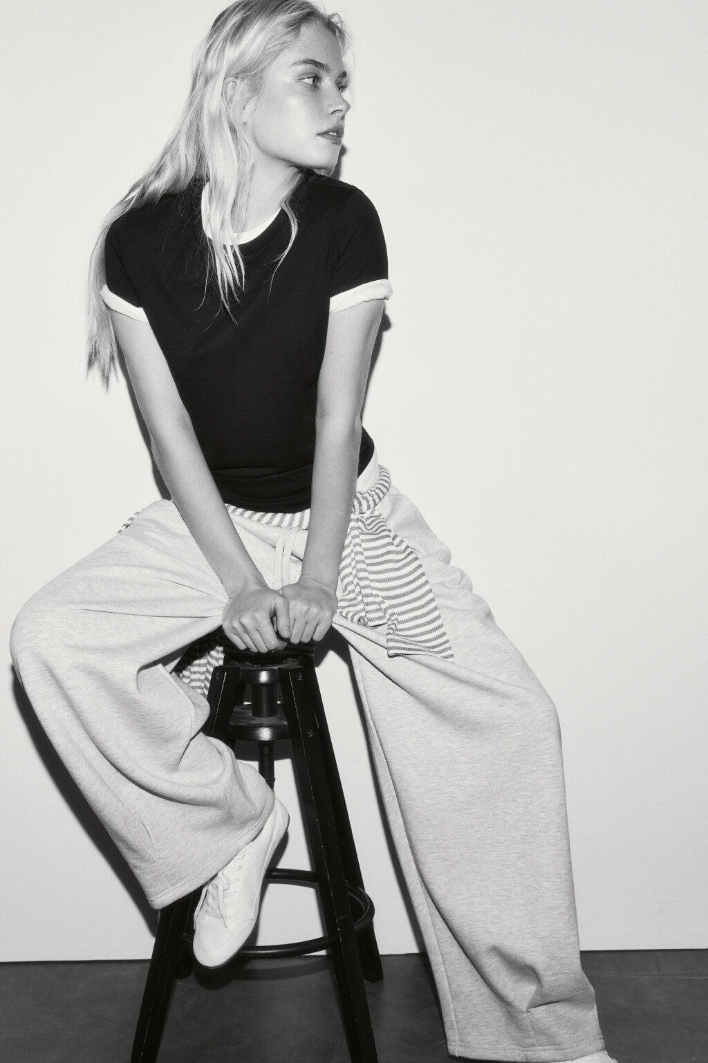 Футболка короткая базовая из хлопка - цвет черный - 1